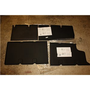 8201409824 Renault Trafic rubber mats 8201409825