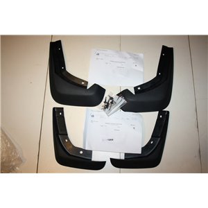 31265330 Volvo S60 mud guard 31265329