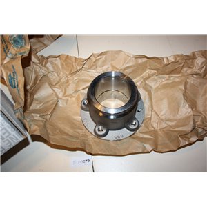 432100013R Renault Master wheel hub rear