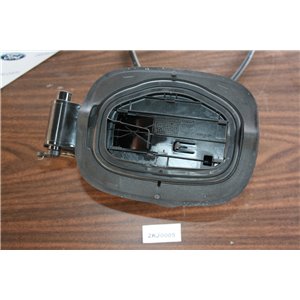 1871874 Ford Mondeo fuel filler flap