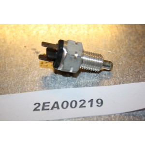 23141352153 Kontakt backljus BMW 02 NK E21 E30 E12 E28
