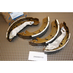 1065033 Ford Escort bromsbackar