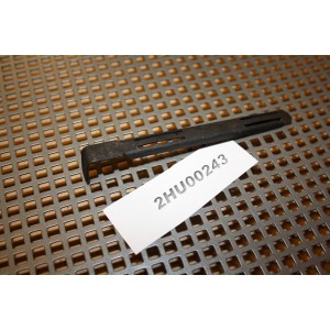 1S7113N020 Ford Mondeo retainer