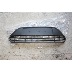 1497510 Ford Focus grille