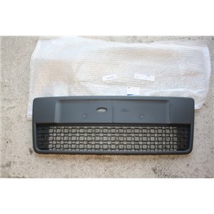 1369703 Ford Fusion grill galler