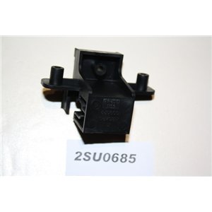 1372212 Ford Transit retainer