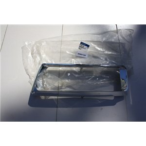 9126531 Volvo 960 S90 V90 headlight chrome