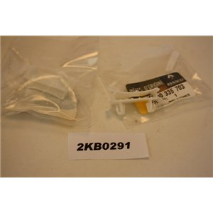 8200335703 Renault clips