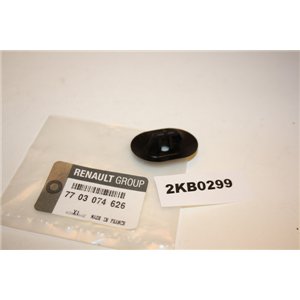 7703074626 Renault plug