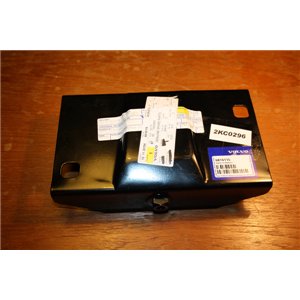 6816115 Volvo 850 bracket bumper