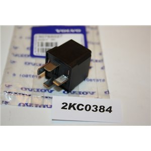 30765027 Volvo relay