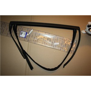 31298549 Volvo V70 seal rear door