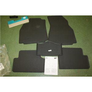 7711223998 Renault Megane rubber mats