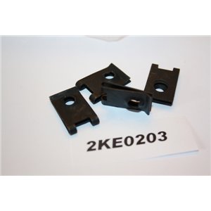 948707 Volvo mutter st&auml;nkskydd 700 900 850 S90 V90