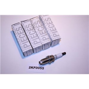 7700500168 Renault sparkplugs x4