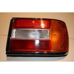 BMW 02 1602-2002 rektangul&auml;rt bakljus h&ouml;ger