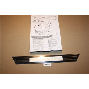 8201391423 Renault moulding sill protection 1 piece