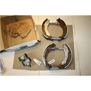7701207179 Renault Clio, Sandero, Logan sats bromsbackar, hjulcylindrar