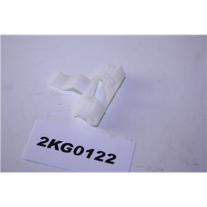 8622907 Volvo S60 clip