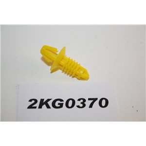 1310862 Ford clip  pin