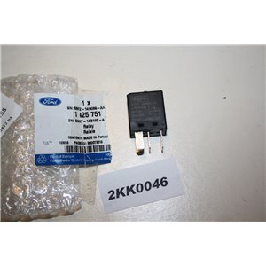 1425751 Ford relay 20A
