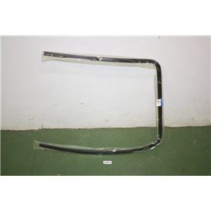 1247020 Volvo 240 list vindruta
